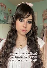 Savannah Kraus's Instagram, Twitter & Facebook