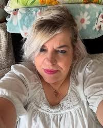 Leanne Bryson's Instagram, Twitter & Facebook