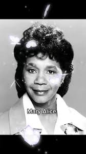 #goodtimes#downinthedelta#sparkle#matrix#beatstreet#adifferentworld#icon#legend#maryalice#fyp#fy#msqueenstar69#women#love#tv#movie#film#actress#stage