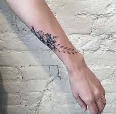 Wrist Tattoos For Women Ideas And Designs For Girls Side Wrist Tattoos Wrist Tattoos For Women Wrist Bracelet Tattoo