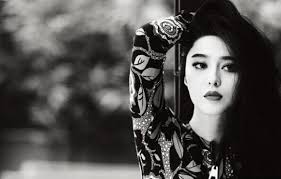 Phạm Băng Băng đẹp ma mị với loạt ảnh đen trắng