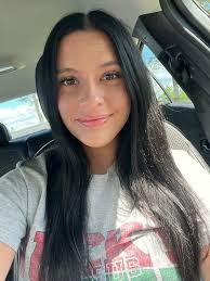 Made the perfect bar maid outfit for the Renfaire ! Just needs an extra  petticoat to bring out the poofiness