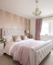 Bedroom meals are probably the easiest and most practical date you can have at home, because you already eat. Schlafzimmer Inspiration 10 Charmante Schlafzimmer In Millennial Pink Home Dekoration Ideas Master Bedroom Remodel Elegant Bedroom Remodel Bedroom