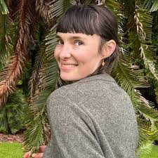 Stream episode Lisa Mitchell talks music