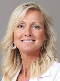 Shelly Stiles's Instagram, Twitter & Facebook