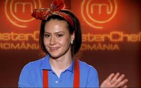 Despre andreea moldovan, casnica de la masterchef, nu se mai ştia mare lucru de la accidentul din bucătăire Andreea Moldovan La Masterchef Ce Eu N Am Flirtat Cu Nimeni Exclus Video Masterchef Pro Tv
