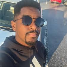 what should we do for our 10 year anniversary?