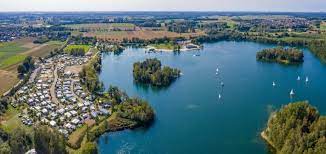Das sind die besten wanderwege zum wanderziel effelder waldsee. Camping Und Freizeitpark Amici Lodges Am Effelder Waldsee Niederrhein Tourismus