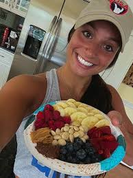 Abby Raymond (@acr_0825)