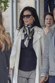 Creaflair gmbh(creaflair sàrl) (creaflair statutendatum: Lucy Liu Leaving Her Hotel Room In Rome Italy 20 04 2018
