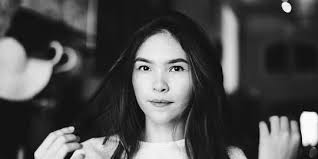 Tak Kalah Cantik, Ini Sosok Sabrina Kembaran Olivia Jensen yang Jarang  Tersorot