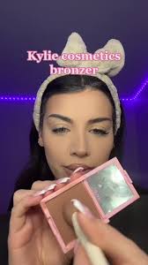 Kylie Bronzer