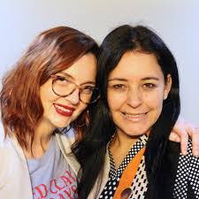 Amy Behrend's Instagram, Twitter & Facebook