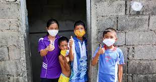 Check spelling or type a new query. Heartwarming Photos Of People Helping Others During The Covid 19 Pandemic Phuket Net