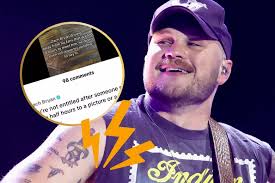 Who Was Right? Zach Bryan Lashes Out at Young Fan