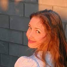 Elsa Foster's Instagram, Twitter & Facebook