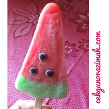 Mana tak nya dengan pelbagai pilihan rasa pasti memenuhi selera ramai. Sedapnya Aiskrim Tembikai Ye Cikgu Norazimah