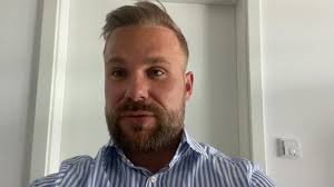 Bachelorette 2022: Für Kandidat Patrick Niebauer gibt's am 1. Abend keine  Rose