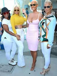 Blac Chyna Amber Rose Instagram Pin On I Ll Always Love My Mama