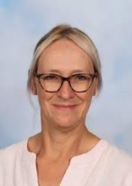 INTERNATIONAL STUDENT HANDBOOK