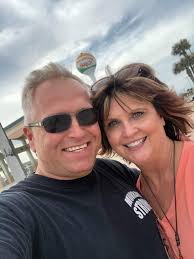 What are some recommendations for moving to Pensacola, Florida?