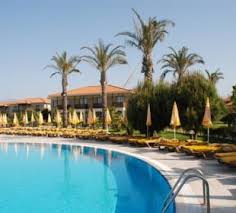 Antalya kumluca mevkii'nde bulunan şah inn paradise, antalya havalimanına 105 km, antalya merkeze 90 km, kumluca merkeze 12 km, denize ise sıfır konumda yer almaktadır. Pool Bilder Hotel Sah Inn Paradise Mavikent Holidaycheck