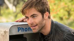 Découvrez les 20 épisodes de la saison 2 de la série le monde incroyable de gumball. Chris Pine Sera Bien Le Petit Ami De Wonder Woman Dans Le Film Dc Comics Premiere Fr