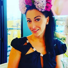 Best place/person for a massage within 30 min of Plymouth? Looking to leave  the session feeling like I'm floating in a state of pure bliss. 💆🏻‍♀️😌