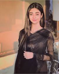 The funeral of the deceased was held in karachi's north nazimabad locality on saturday. Noor Zafar Khan On Instagram Kalaa Jora Toaadi Farmayyysh Tayy Pakistani Girl Eid Dresses For Girl Muslim Women Fashion