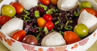 Salade De Betteraves Mozzarella Recette Ptitchef Recette Betterave Salade Recette Entree Recette Entree Chaude
