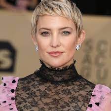 This haircut is one among the category. 20 Flattering Hairstyles For Diamond Shaped Faces