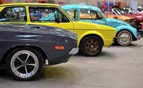 Most public auctions will put these sellers at the beginning of the sale because, on average, they offer the best inventory and the most reasonable selling prices. How To Buy Or Sell A Car At Auction Car Co Uk