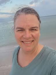 Hi! I'm new to this group. I recently joined because my husband wants to  move to Florida and I'm very unsure about it coming from Kentucky so very  different states we absolutely