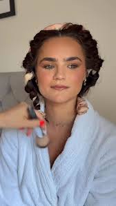 Let’s get the most gorgeous girl ready 🌼🍋, #bridalmakeup #weddingmakeup  #wedding #makeupartist #makeup #bride #kentmakeupartist  #weddingmakeupartist #mua #kentwedding #bridesmaids #bridesmaidsmakeup ...