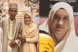 Maybe you would like to learn more about one of these? Ustaz Abdul Somad Menikah Lagi Mantan Istri Koar Koar Dan Sentil Soal Pernikahan Ketiga Uas Semoga Pernikahan Ketiga Ini Langgeng Bahagia Dunia Akhirat