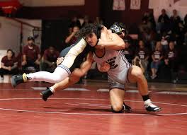 Wildcats wrestling team scores big win over Servite | Menifee 247