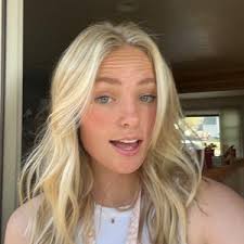 Maya Peterson (@mayalynn00)