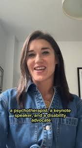 Lynn Tyler's Instagram, Twitter & Facebook