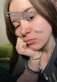 Rachel Schrage's Instagram, Twitter & Facebook