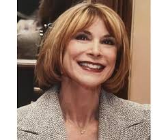 Linda Bernet's Instagram, Twitter & Facebook