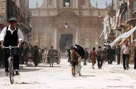 Un affresco corale sulla memoria collettiva che diventa un omaggio al cinema del passato. Baaria 2009 Imdb