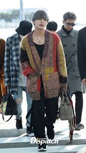 Kim Taehyung Gucci Bts Airport Fasion Ama 2017 Korean Fashion Kim Taehyung Taehyung Gucci