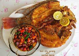 Lalu hidangkan dengan nasi panas. Resep Ikan Nila Goreng With Sambal Kecap Oleh Dapoer Ibuksultan Cookpad