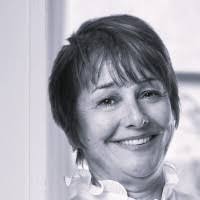 Melanie Stead's Instagram, Twitter & Facebook