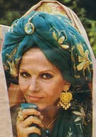 Tamales Making in Ciudad de Cavite by FAMILIA JOSE 1950s-1960s  𝘍𝘢𝘮𝘪𝘭𝘪𝘢 𝘑𝘰𝘴𝘦 𝘯𝘢 𝘑𝘰𝘴𝘦 𝘤𝘰𝘮𝘱𝘰𝘶𝘯𝘥 𝘯𝘢 𝘤𝘢𝘯𝘵𝘰  𝘥𝘦𝘭 𝘡𝘶𝘭𝘶𝘦𝘵𝘢 𝘺 𝘏𝘶𝘨𝘰 𝘗𝘦𝘳𝘦𝘻 𝘚𝘵. 𝘔𝘪 𝘓𝘰𝘭𝘢  𝘗𝘰𝘭𝘦𝘯𝘨 𝘺 𝘮𝘪 𝘔𝘢𝘮𝘢𝘯𝘨 𝘚𝘪𝘰𝘯 ...