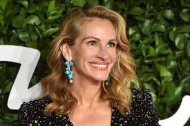 Julia Roberts Took a Break from Rom-Coms Because the Right Script 'Didn't Exist' | Vanity Fair