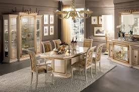 The blue color used in this design is lighter. 4 Dining Room Colour Ideas For An Elegant And Warm Atmosphere