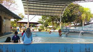 Suasana hutan & sungai yang menyenangkan pasti mengujakan kita semua. Pusat Rekreasi Kolam Air Panas Labis Di Johor Lokasi Mandi Manda Yang Cukup Indah Untuk Mandi Manda Tempat Menarik