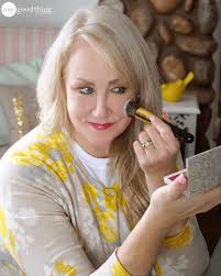 10 Helpful Hacks To Share With The Lefties In Your Life