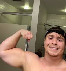 ⭑~James/Dewey!~⭑(@Jameswuff)